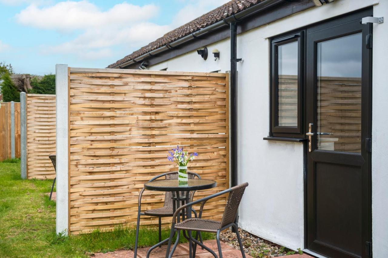 Number 5 - Lytton Tree Lodge, Reydon, Southwold Esterno foto